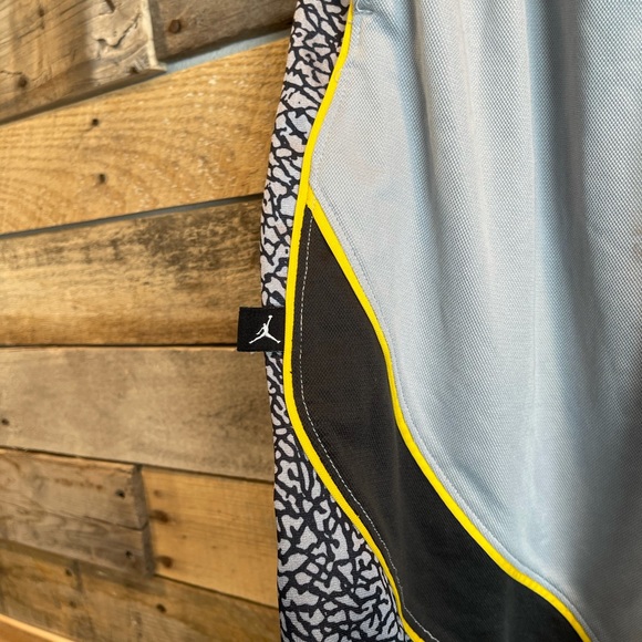 Jordan men’s basketball shorts size Small - Picture 3 of 5